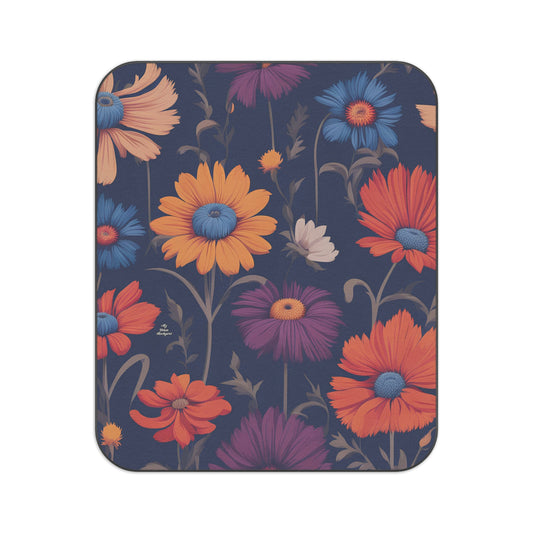 Outdoor Picnic Blanket with Soft Fleece Top and Water-Resistant Bottom - Fun Wildflowers
