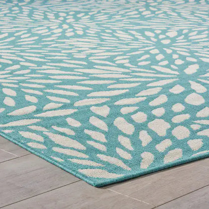 Outdoor Rug, Blue and Ivory Floral, 7'6" x 5'3"