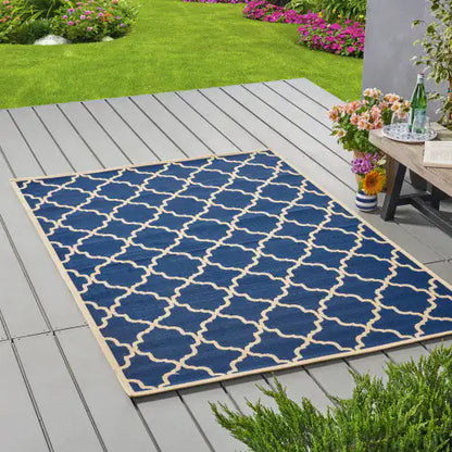 Outdoor Rug, Navy Pattern, 7'6" x 5'3"