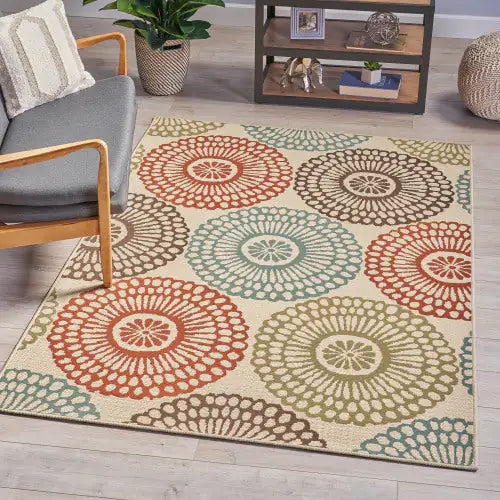 Outdoor Rug, Circles on Beige, 7'6" x 5'3"