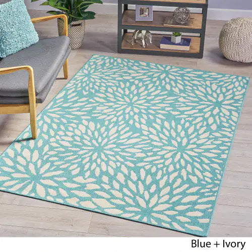 Outdoor Rug, Blue and Ivory Floral, 7'6" x 5'3"